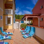 Mit Balkon Und Meerblick By Interhome Apartment *