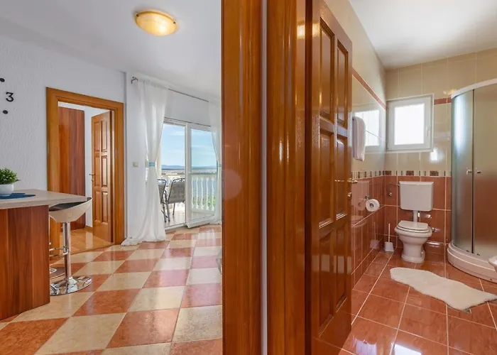 Apartamento Mit Balkon Und Meerblick By Interhome