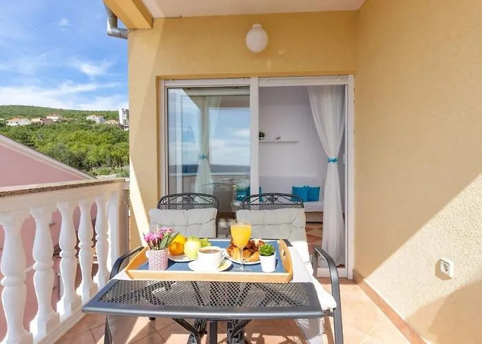 Mit Balkon Und Meerblick By Interhome Dramalj