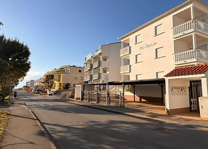 Mit Balkon Und Meerblick By Interhome Dramalj